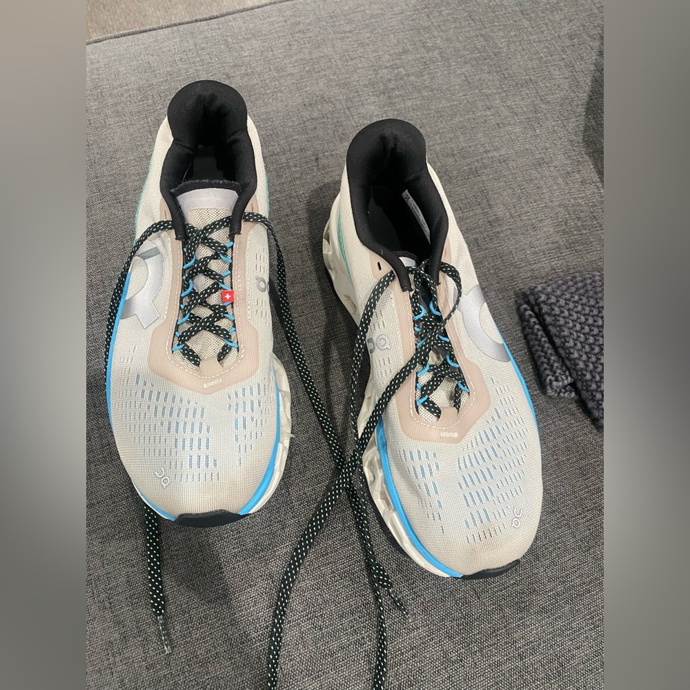 On Running Women's cloud monster Running Shoes in Light Gray with Blue Accents